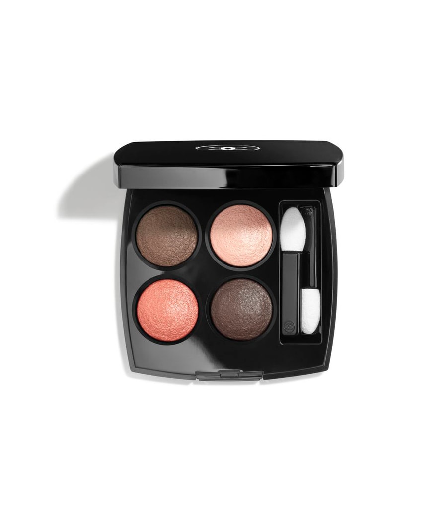 Палитра теней для век CHANEL LES 4 OMBRES, Nr. 204 - Tissé Vendôme, 2g
Палитра теней для век CHANEL LES 4 OMBRES, Nr. 204 - Tissé Vendôme, 2g