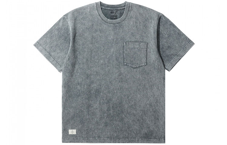 Футболка унисекс серая MADNESS, серый
Футболка унисекс серая MADNESS, серый