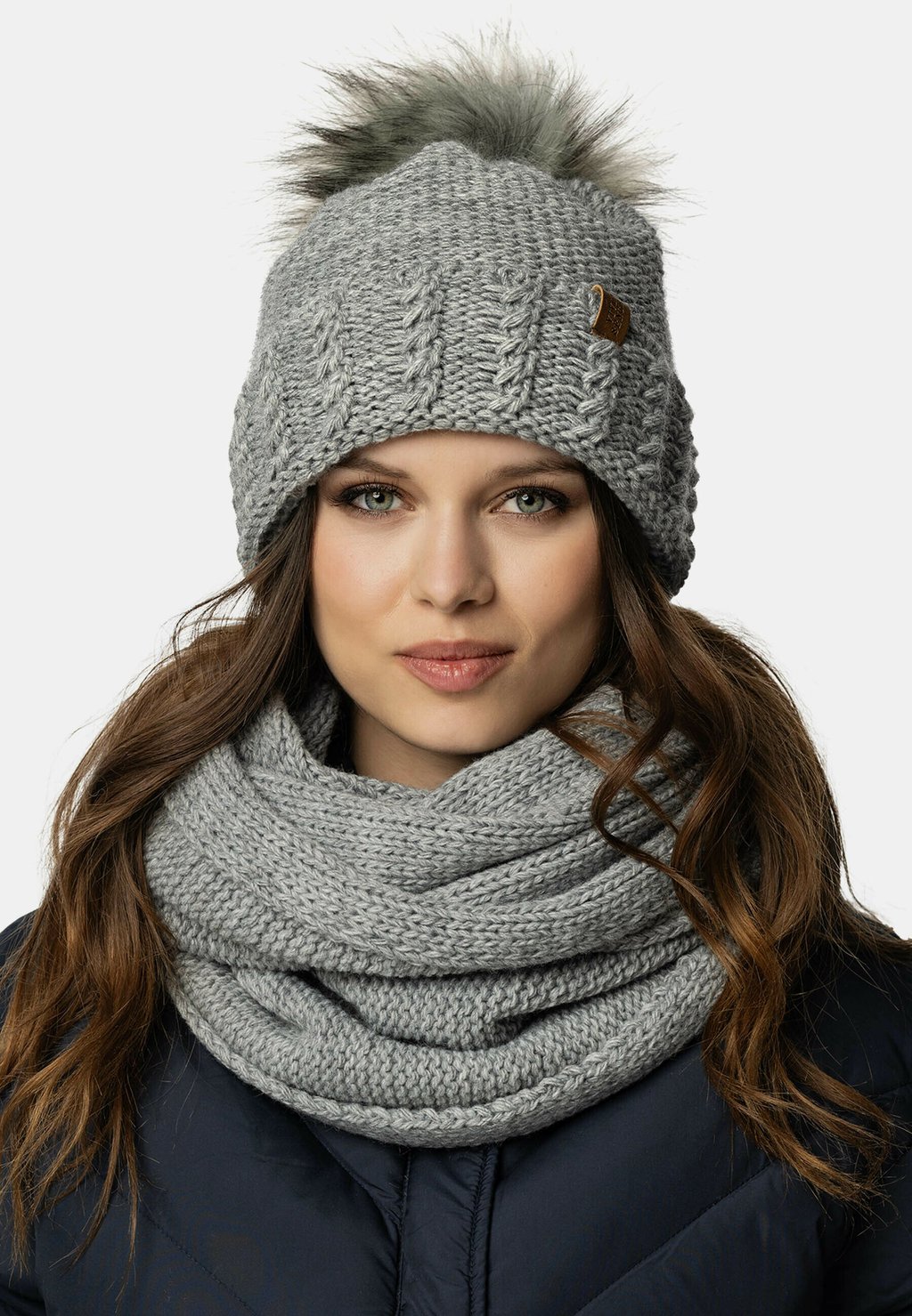 Шапка LOOP SET Vivisence, светло-серый
Шапка LOOP SET Vivisence, светло-серый