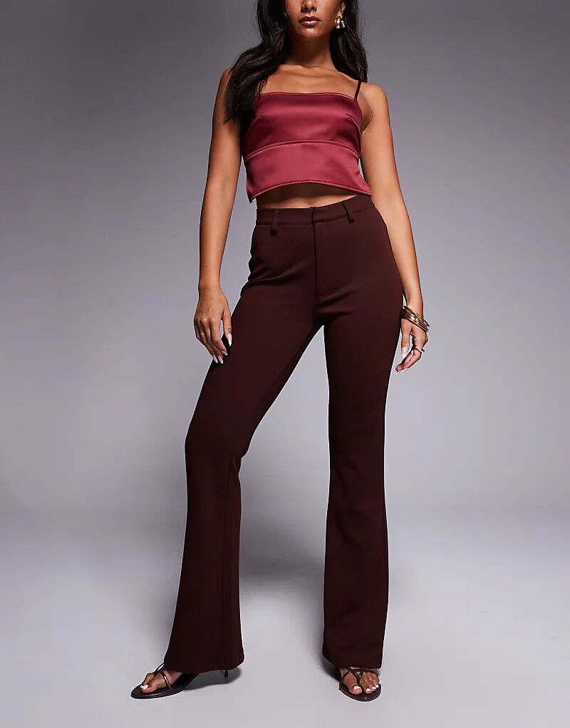 Узкие расклешенные брюки из трикотажного твила ASOS DESIGN шоколадного цвета
Узкие расклешенные брюки из трикотажного твила ASOS DESIGN шоколадного цвета