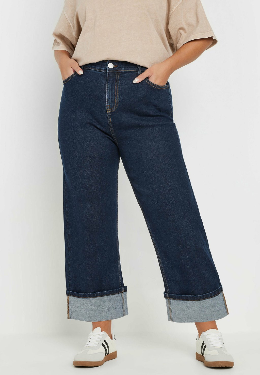 Джинсы прямого кроя Yours Clothing, темно-синий
Джинсы прямого кроя Yours Clothing, темно-синий