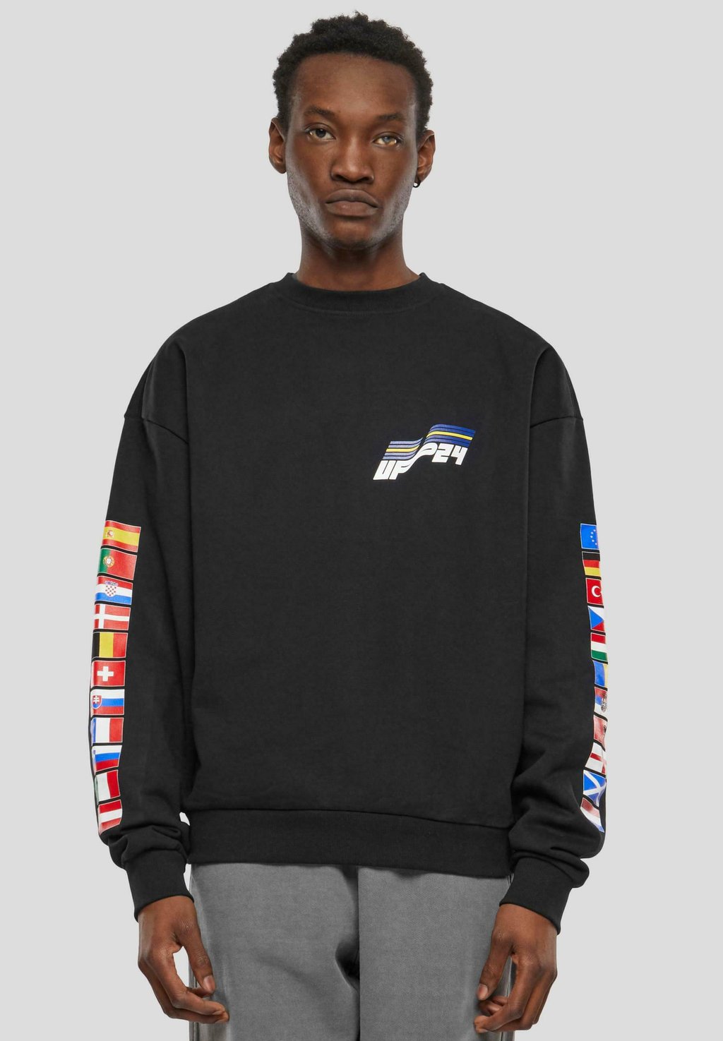 Толстовка ULTRA HEAVY CREWNECK Upscale by Mister Tee, черный
Толстовка ULTRA HEAVY CREWNECK Upscale by Mister Tee, черный