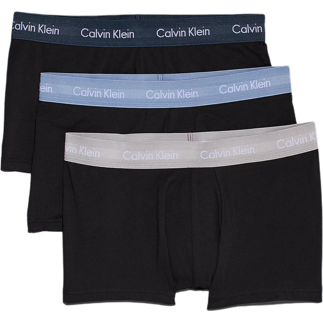 Трусы Europe Version мужские, 3 шт Calvin Klein, темно-синий
Трусы Europe Version мужские, 3 шт Calvin Klein, темно-синий
