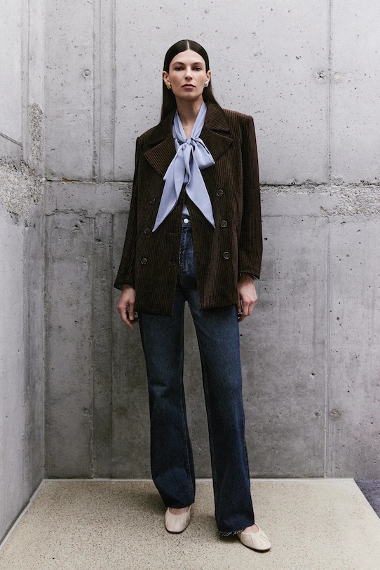 Джинсы Answear.Lab, темно-синий
Джинсы Answear.Lab, темно-синий