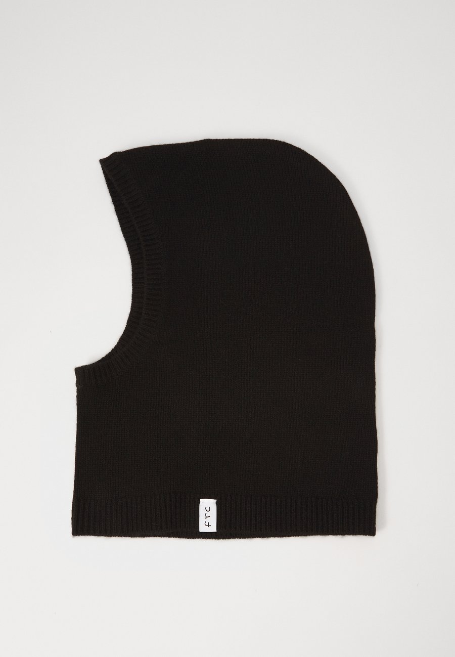 Шапка FTC Cashmere BALAKLAVA, Moonless Night/Black
Шапка FTC Cashmere BALAKLAVA, Moonless Night/Black