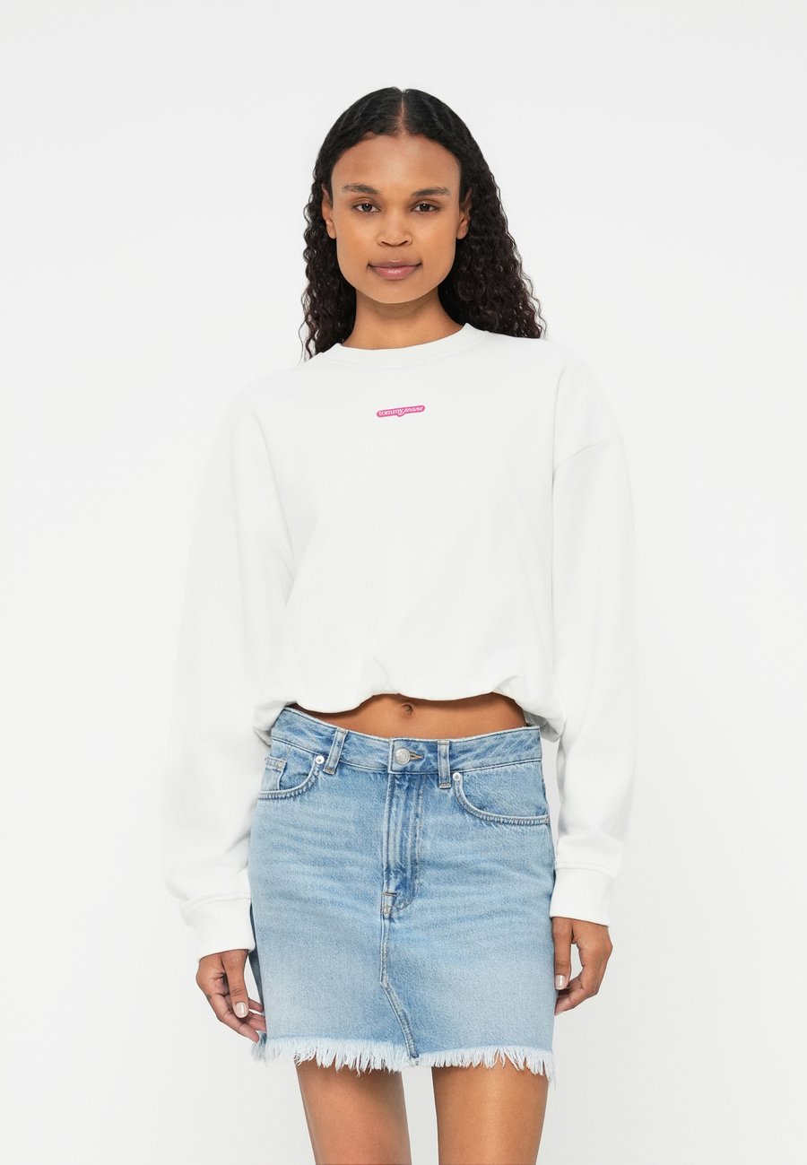 Толстовка Tommy Jeans Sweatshirt, Ecru/Off-White, Белый, Толстовка Tommy Jeans Sweatshirt, Ecru/Off-White
Толстовка Tommy Jeans Sweatshirt, Ecru/Off-White, Белый, Толстовка Tommy Jeans Sweatshirt, Ecru/Off-White