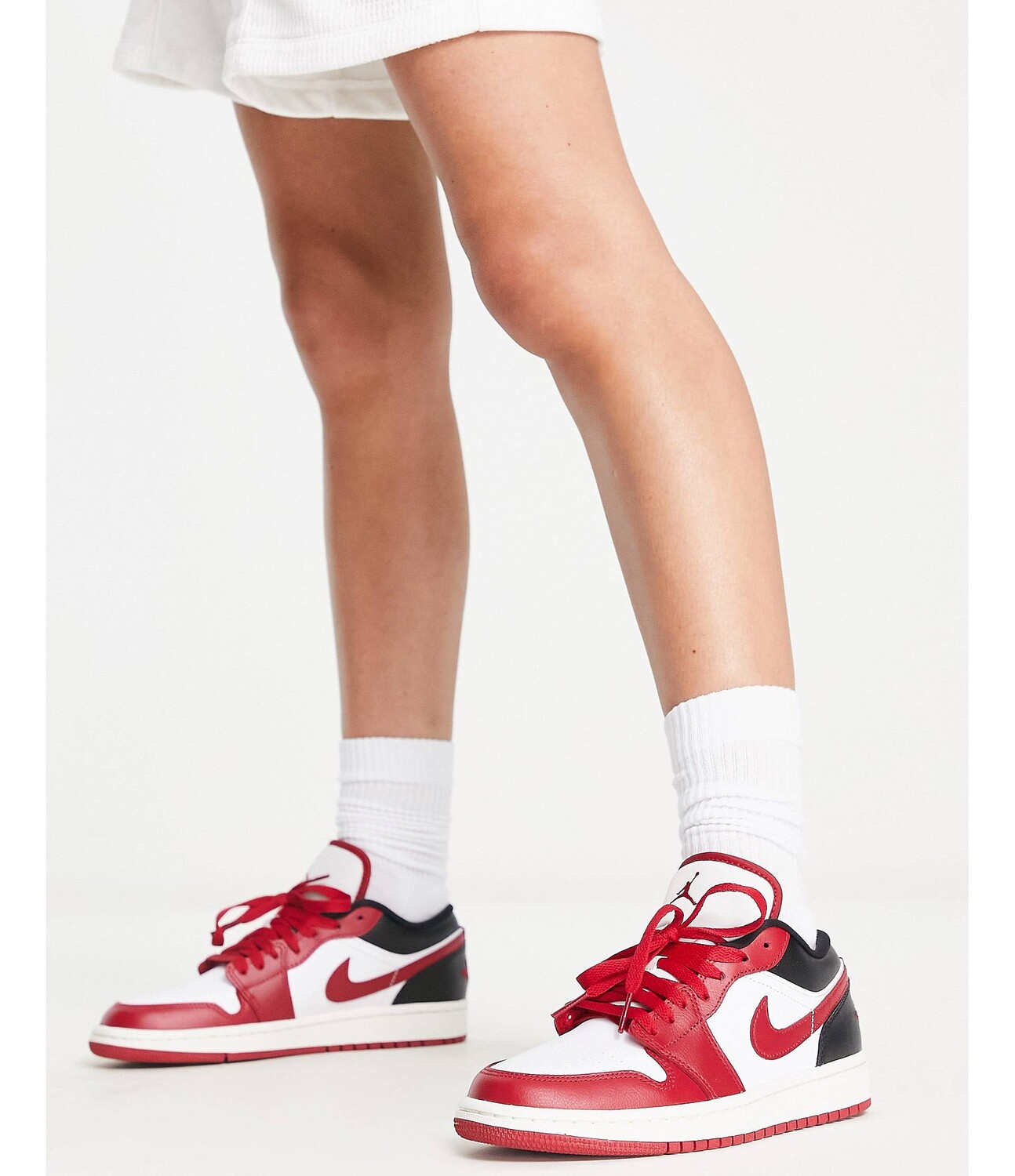 Спортивные красные кроссовки Air Jordan 1 Low, Красный, Спортивные красные кроссовки Air Jordan 1 Low
Спортивные красные кроссовки Air Jordan 1 Low, Красный, Спортивные красные кроссовки Air Jordan 1 Low