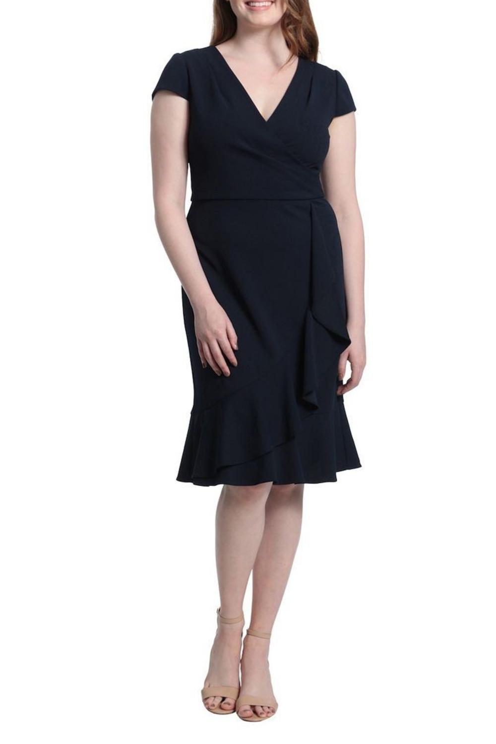 Платье с вырезом-сурплис в цвете "сумеречный синий" London Times
Платье с вырезом-сурплис в цвете "сумеречный синий" London Times