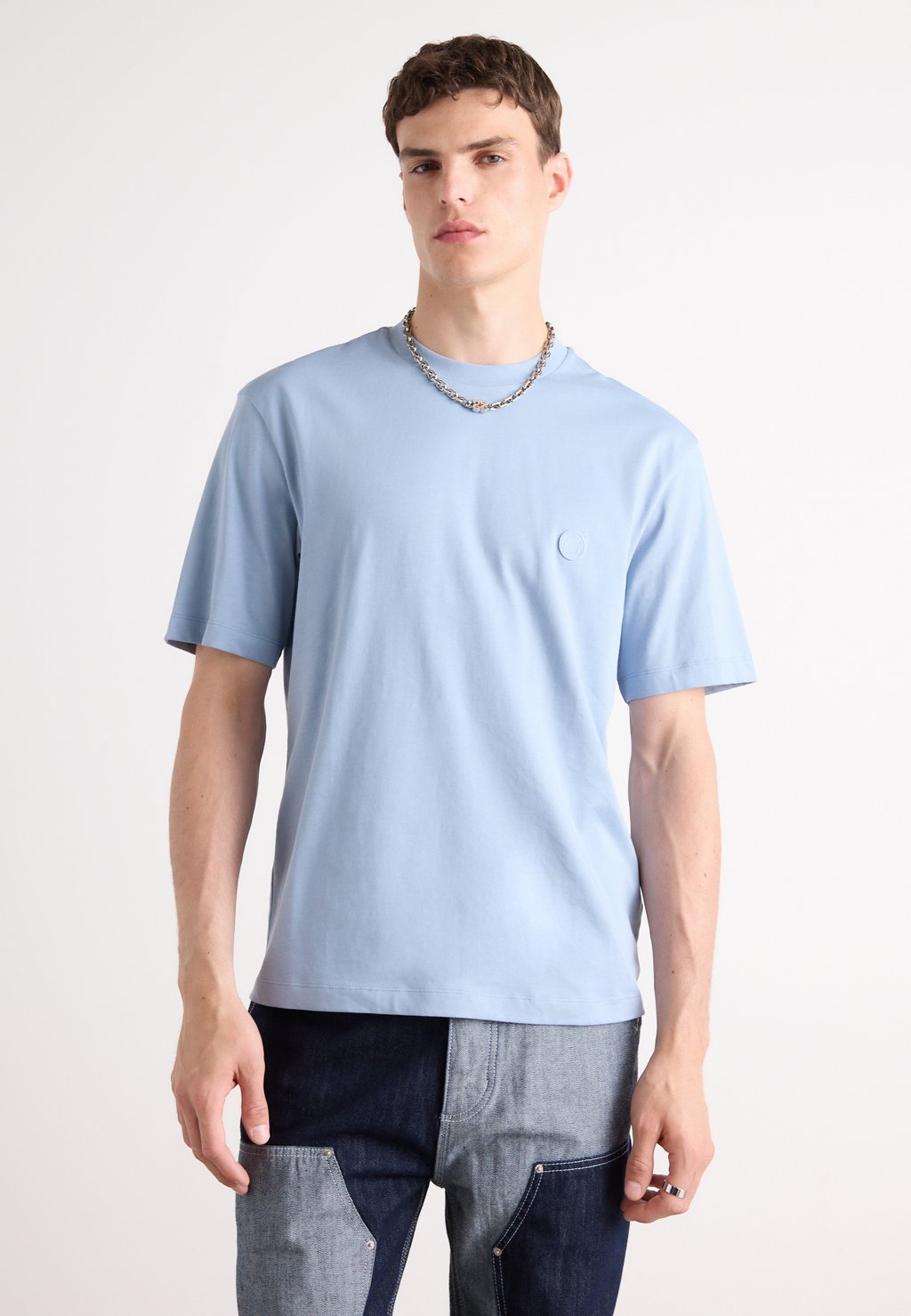 Базовая футболка NILEY HUGO, светло-голубой
Базовая футболка NILEY HUGO, светло-голубой