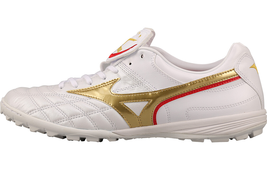 Мужские футбольные кроссовки Mizuno
Мужские футбольные кроссовки Mizuno