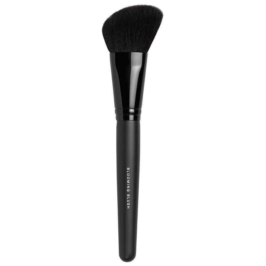 Кисть для лица blooming blush brush Bareminerals, количество 1 шт.
Кисть для лица blooming blush brush Bareminerals, количество 1 шт.