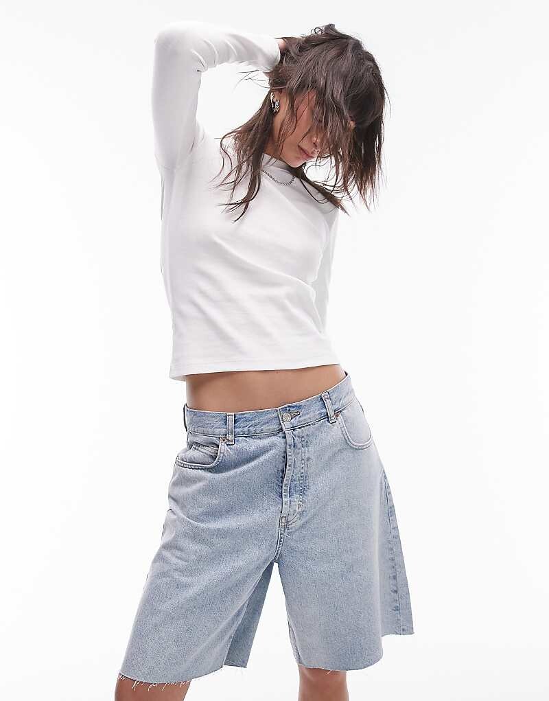 Topshop Белый узкий топ с длинными рукавами
Topshop Белый узкий топ с длинными рукавами