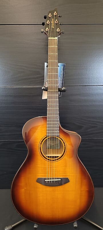 Акустическая гитара Breedlove Pursuit Exotic Concert CE - Tigers Eye
Акустическая гитара Breedlove Pursuit Exotic Concert CE - Tigers Eye