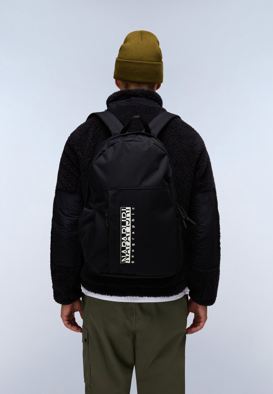 Рюкзак Napapijri Rucksack, Black Beauty/Black
Рюкзак Napapijri Rucksack, Black Beauty/Black