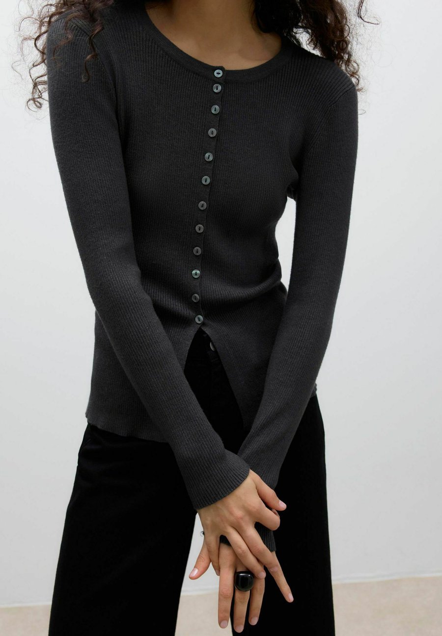 Кардиган Vero Moda AWUKINO, Dark Grey Melange/Mottled Dark Grey
Кардиган Vero Moda AWUKINO, Dark Grey Melange/Mottled Dark Grey