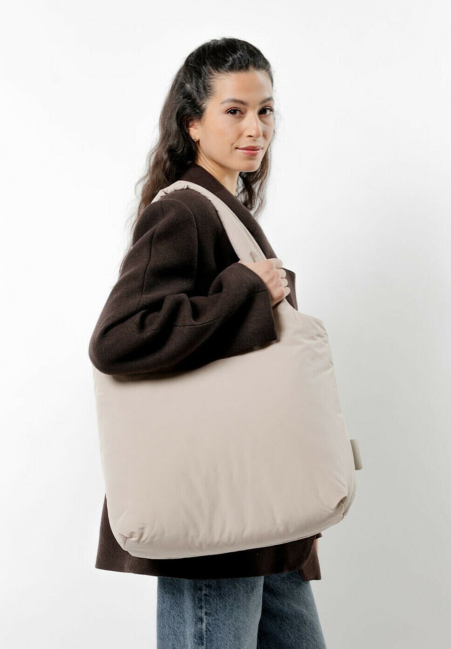 Сумка-шоппер Kapten & Son UMHÄNGE SKARA CLOUD, Sandstone/Beige
Сумка-шоппер Kapten & Son UMHÄNGE SKARA CLOUD, Sandstone/Beige