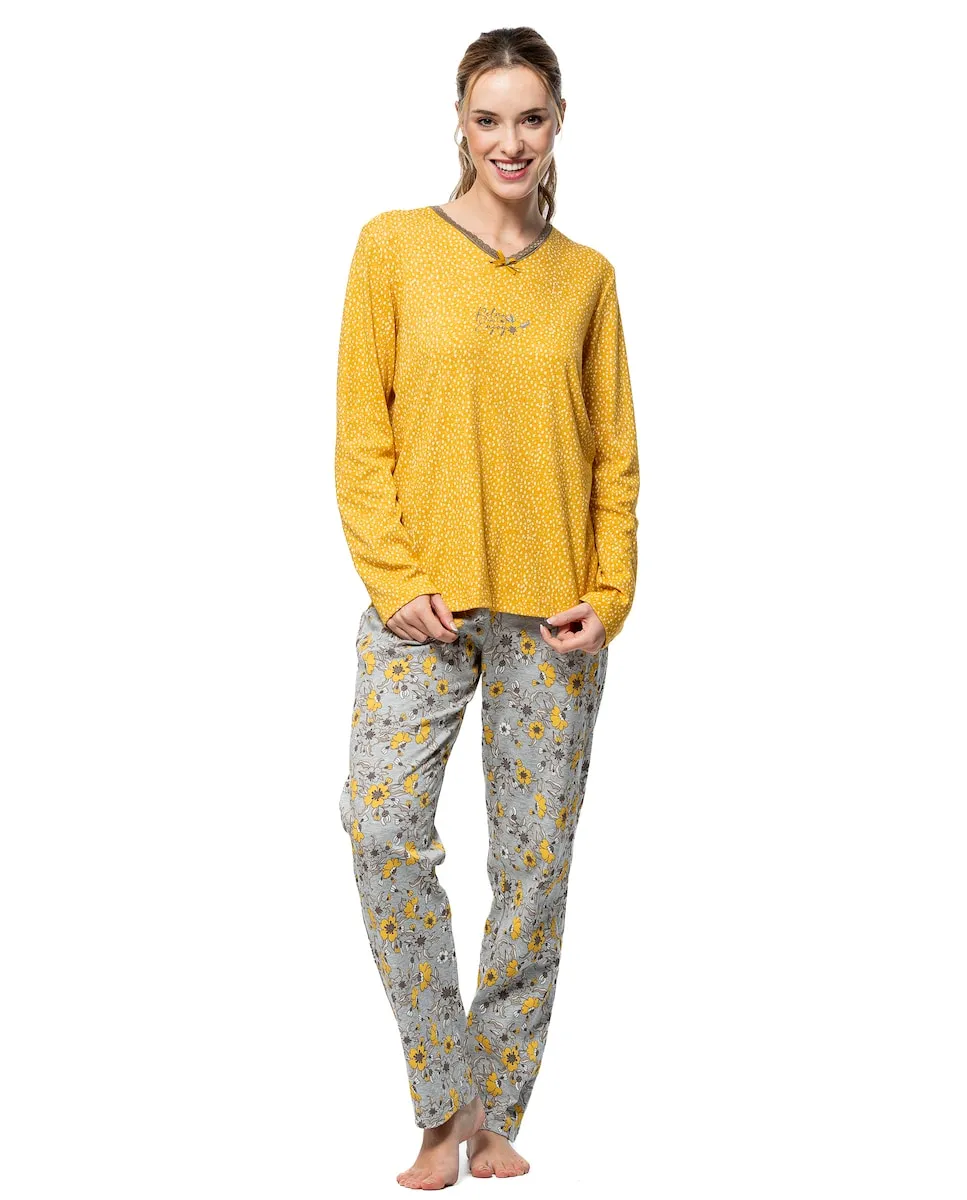 Женская пижама с V-образным вырезом и кружевом Señoretta, горчичный
Женская пижама с V-образным вырезом и кружевом Señoretta, горчичный