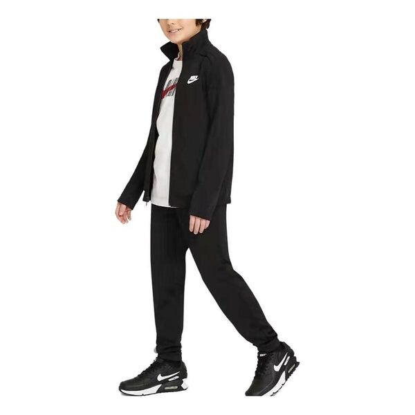 Костюмы спортивная одежда спортивный костюм Nike, черный 
Костюмы спортивная одежда спортивный костюм Nike, черный