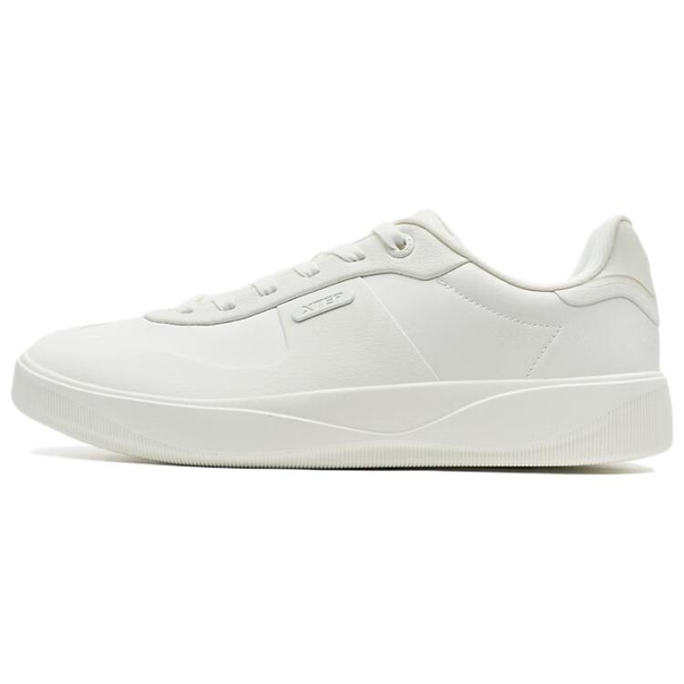 XTEP Легкие низкие кроссовки для скейтбординга, мужские, парусные, белые
XTEP Легкие низкие кроссовки для скейтбординга, мужские, парусные, белые