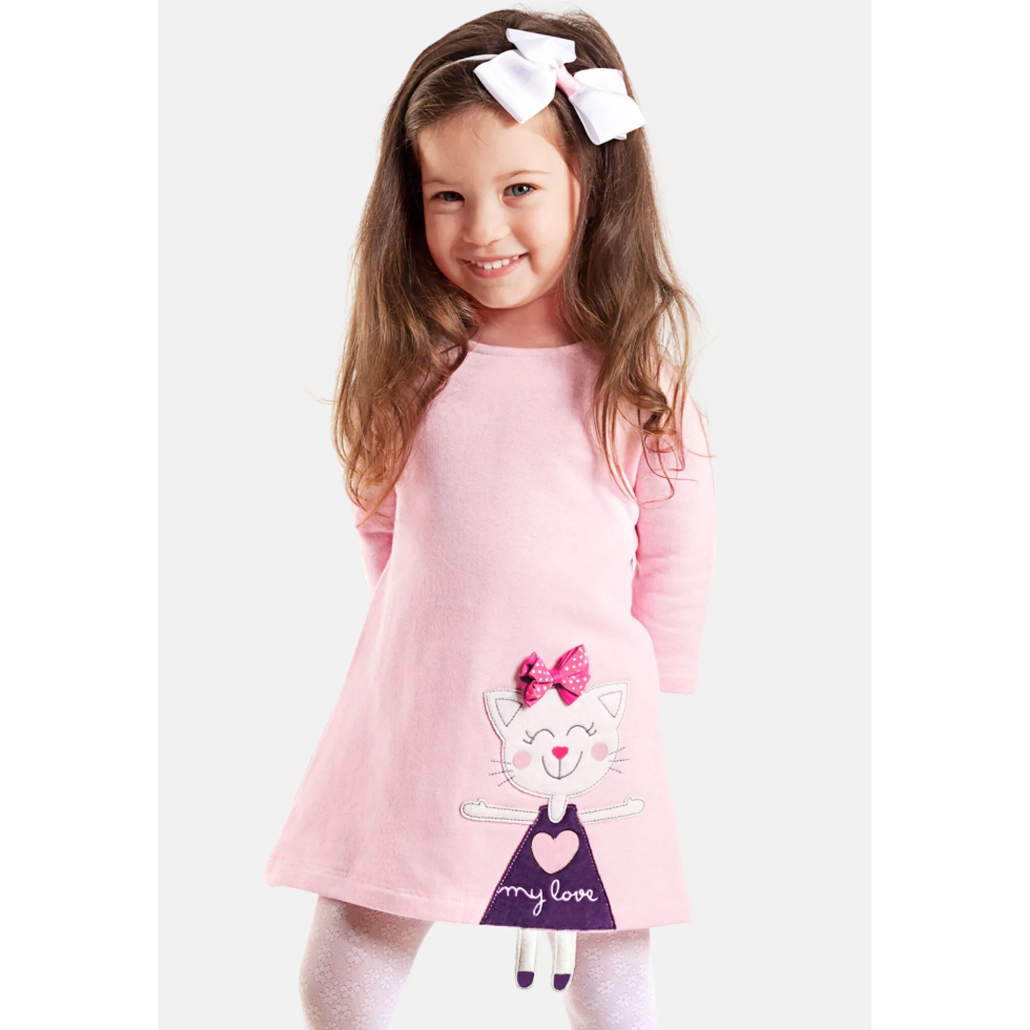 Летнее платье Denokids «Белый кот» с 3D кошачьими лапками на юбке
Летнее платье Denokids «Белый кот» с 3D кошачьими лапками на юбке