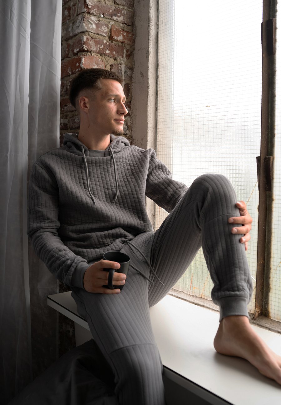 Пижамный комплект Phil & Co. Berlin LOUNGE JACQUARD SET, Anthracite
Пижамный комплект Phil & Co. Berlin LOUNGE JACQUARD SET, Anthracite