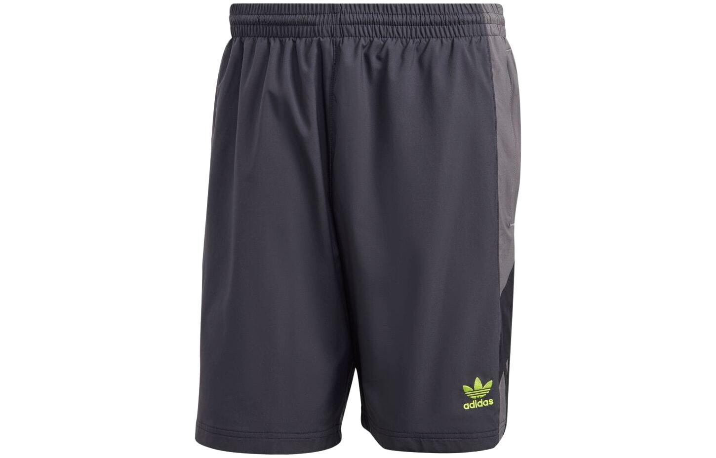 Повседневные шорты мужские Carbon Grey Adidas Originals, серый 
Повседневные шорты мужские Carbon Grey Adidas Originals, серый