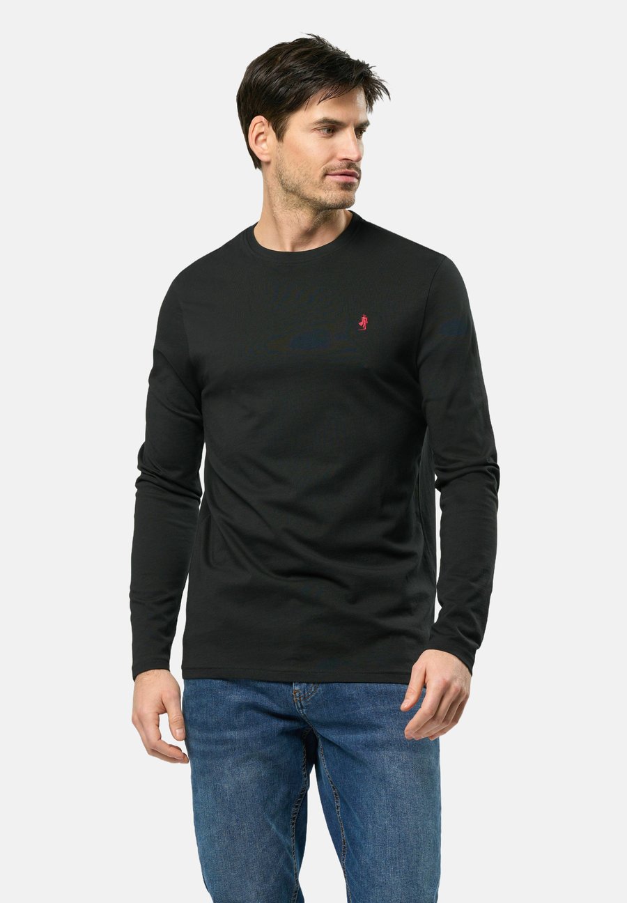 Топ MCS JACK 3-PACK LS, Darksapphire Beetle Tap Shoe/Dark Blue
Топ MCS JACK 3-PACK LS, Darksapphire Beetle Tap Shoe/Dark Blue