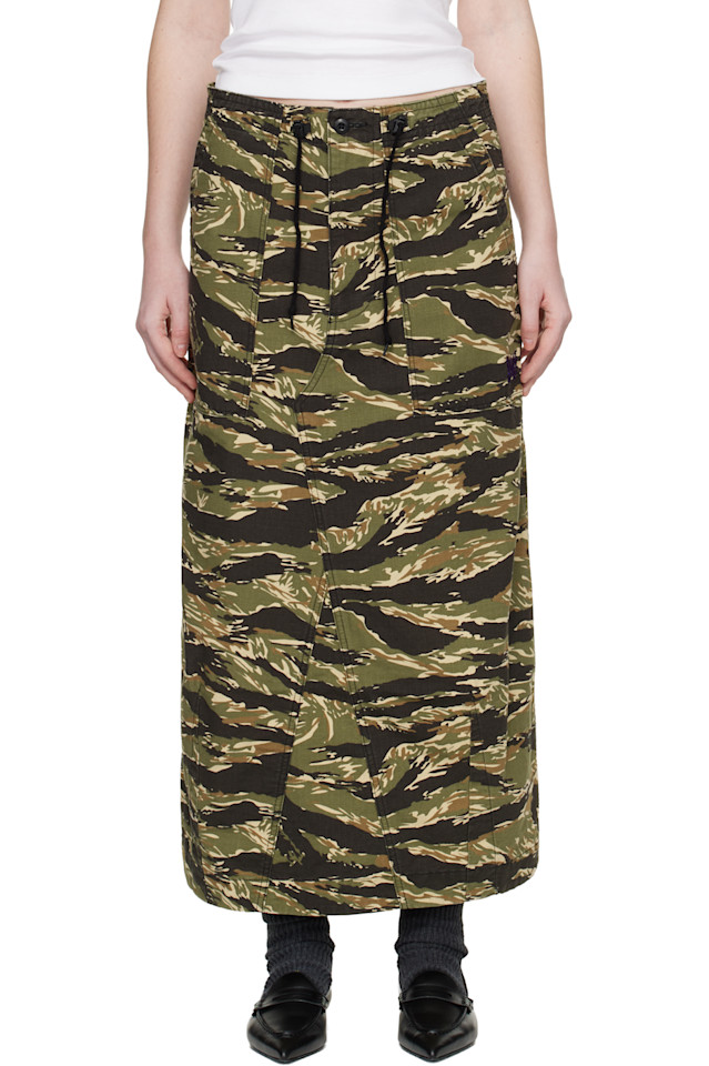 Needles Разноцветная стринговая юбка-миди в стиле милитари
Needles Разноцветная стринговая юбка-миди в стиле милитари