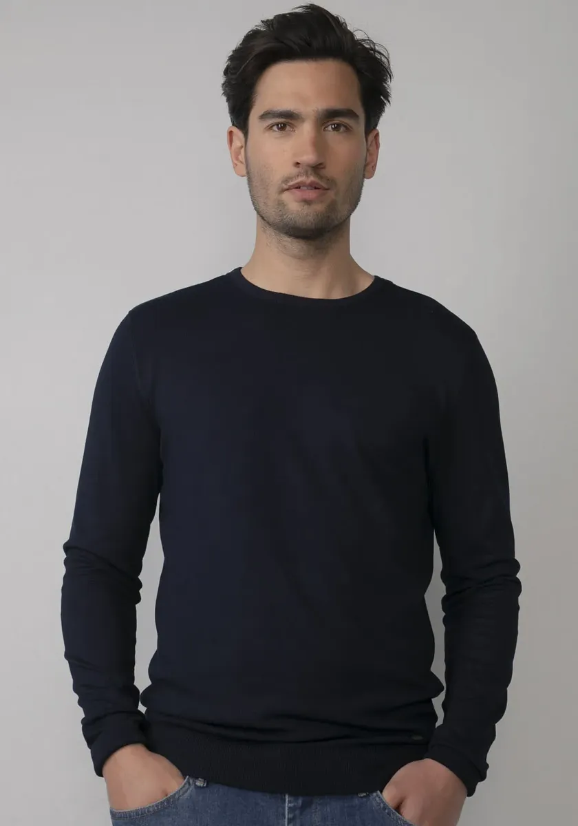 Вязаный свитер Petrol Industries с круглым вырезом, цвет морской волны
Вязаный свитер Petrol Industries с круглым вырезом, цвет морской волны