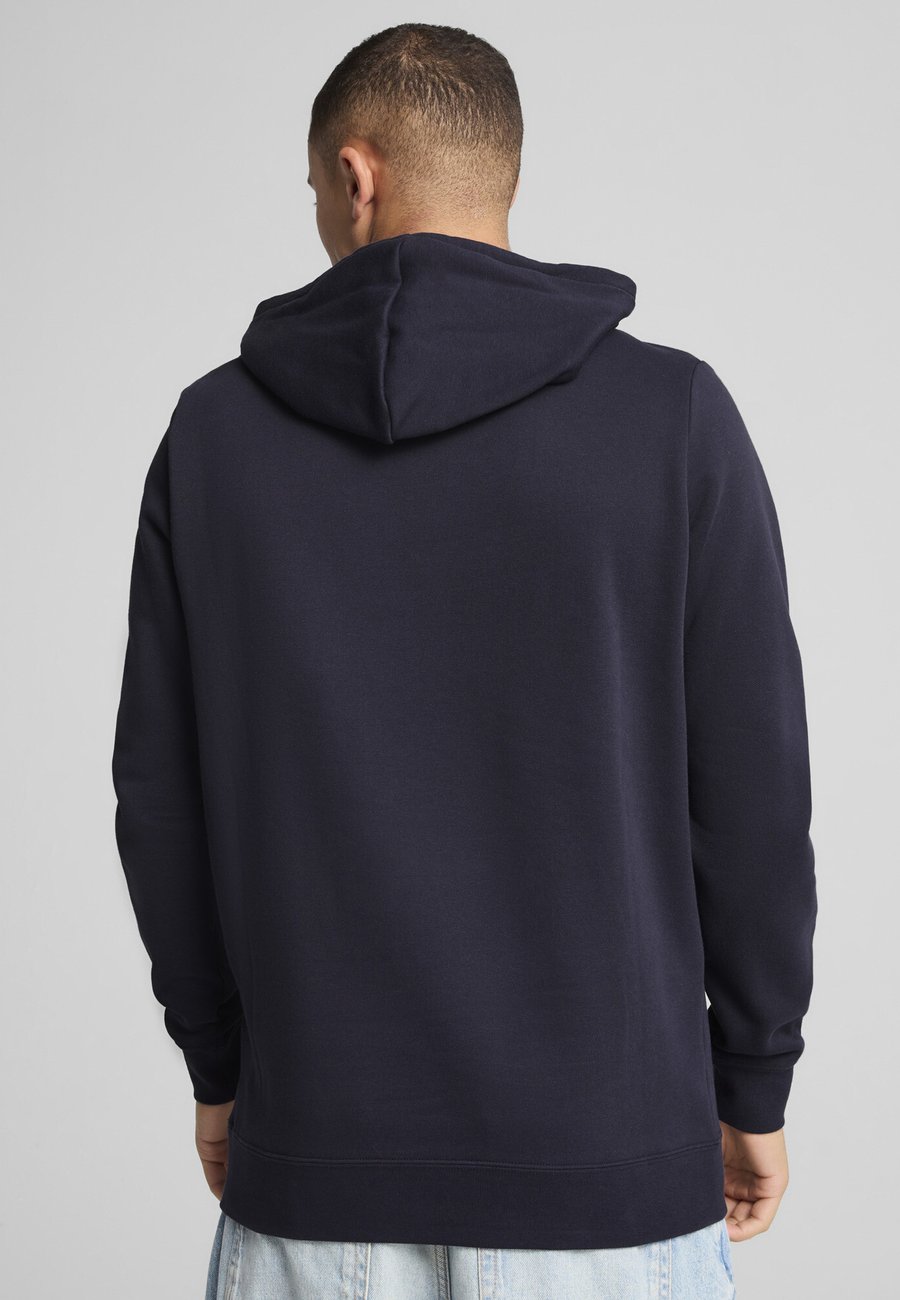 Худи Puma ESS SMALL LOGO, New Navy/Blue
Худи Puma ESS SMALL LOGO, New Navy/Blue