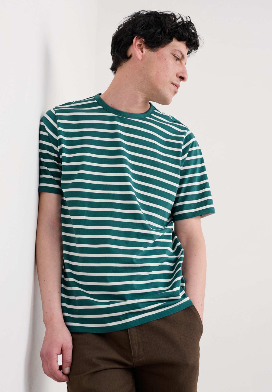 Футболка Seasalt Cornwall Print T-shirt, Teal Breton Kingfisher/Teal
Футболка Seasalt Cornwall Print T-shirt, Teal Breton Kingfisher/Teal