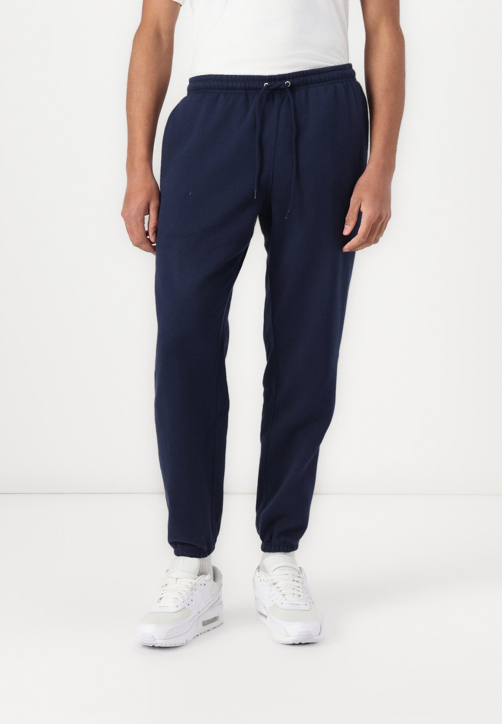 Спортивные штаны CLUB CUFF PANT Nike Sportswear, темно-синий
Спортивные штаны CLUB CUFF PANT Nike Sportswear, темно-синий