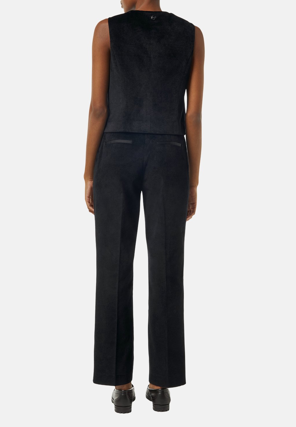 Жилет MIT KNÖPFEN comma, черный
Жилет MIT KNÖPFEN comma, черный