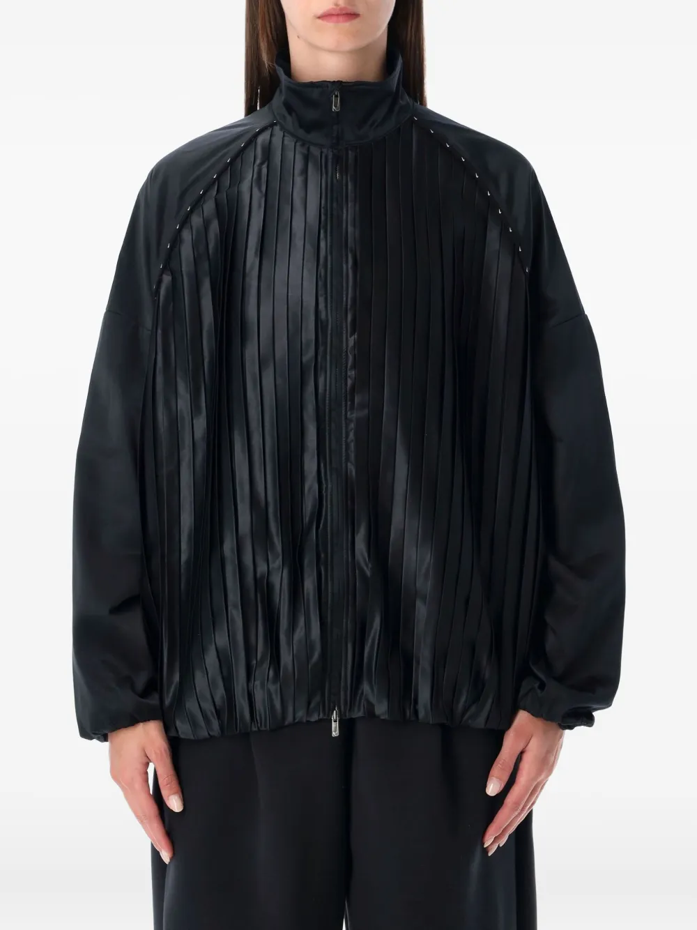 Плиссированная куртка-бомбер Nike, черный
Плиссированная куртка-бомбер Nike, черный