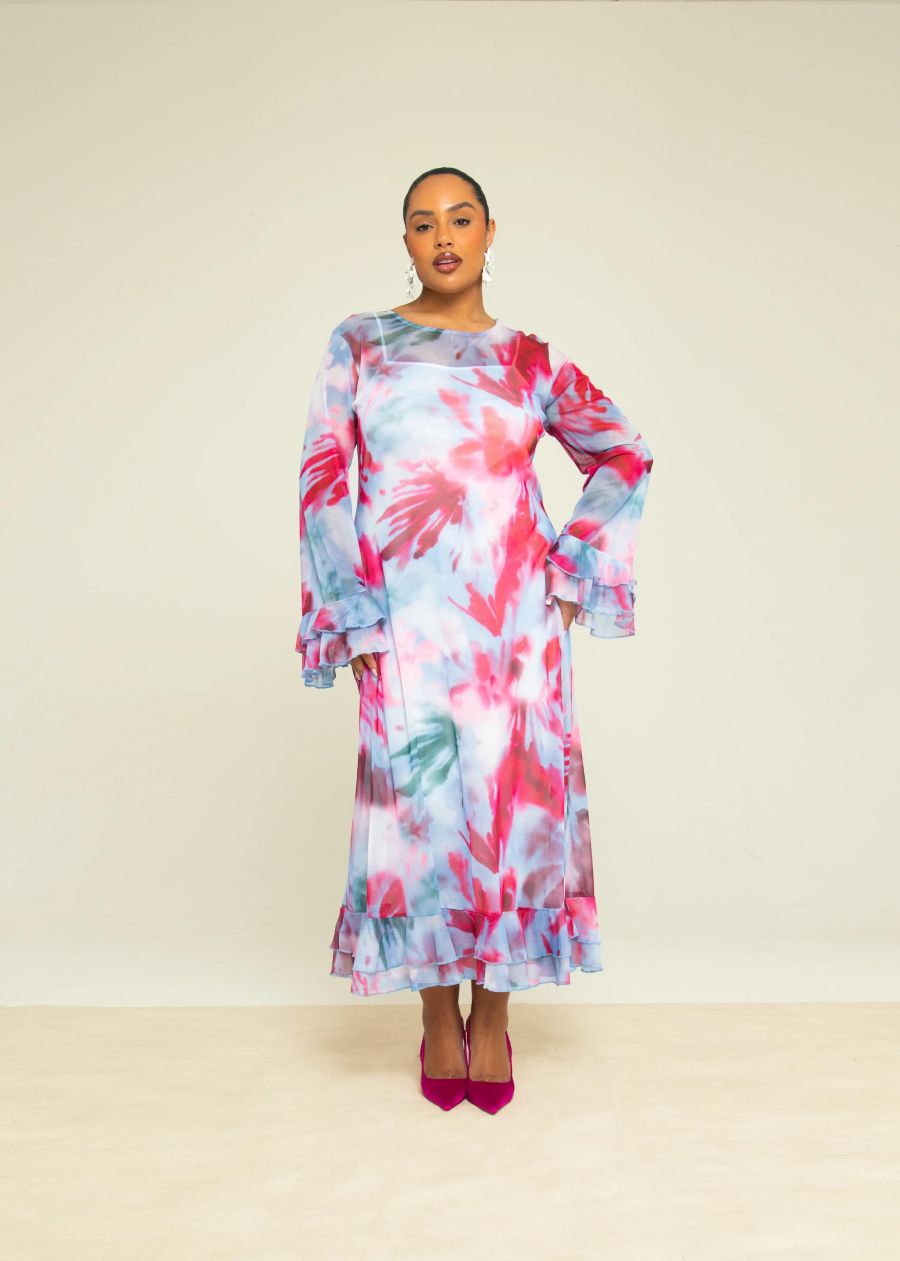 Женское длинное платье с размытым цветочным узором и сетчатой вставкой FASHION-SZN CURVE, Blue
Женское длинное платье с размытым цветочным узором и сетчатой вставкой FASHION-SZN CURVE, Blue