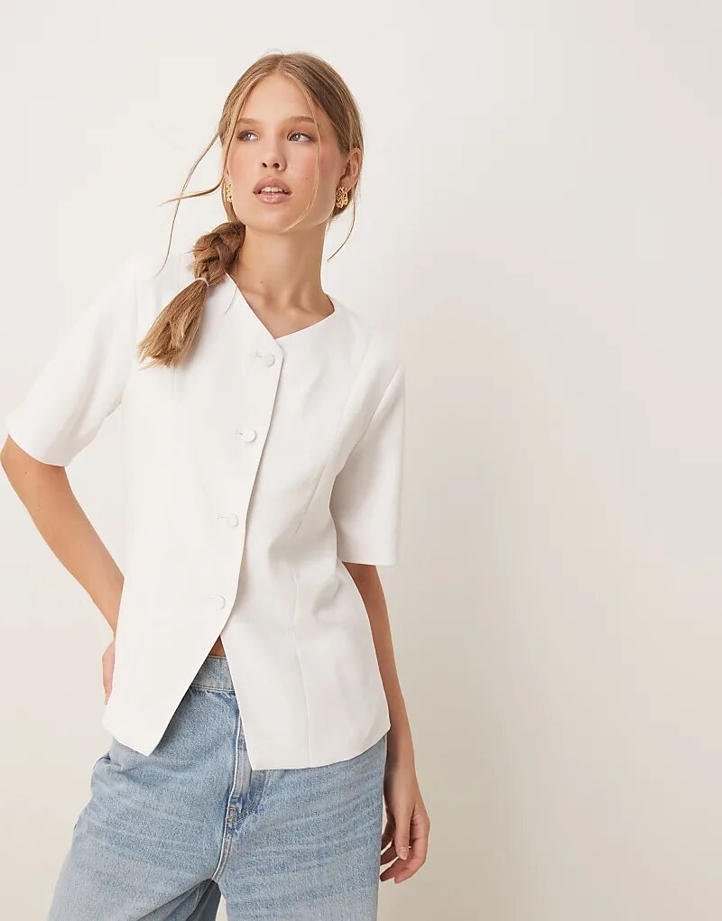 Майка Abercrombie & Fitch на пуговицах белого цвета
Майка Abercrombie & Fitch на пуговицах белого цвета