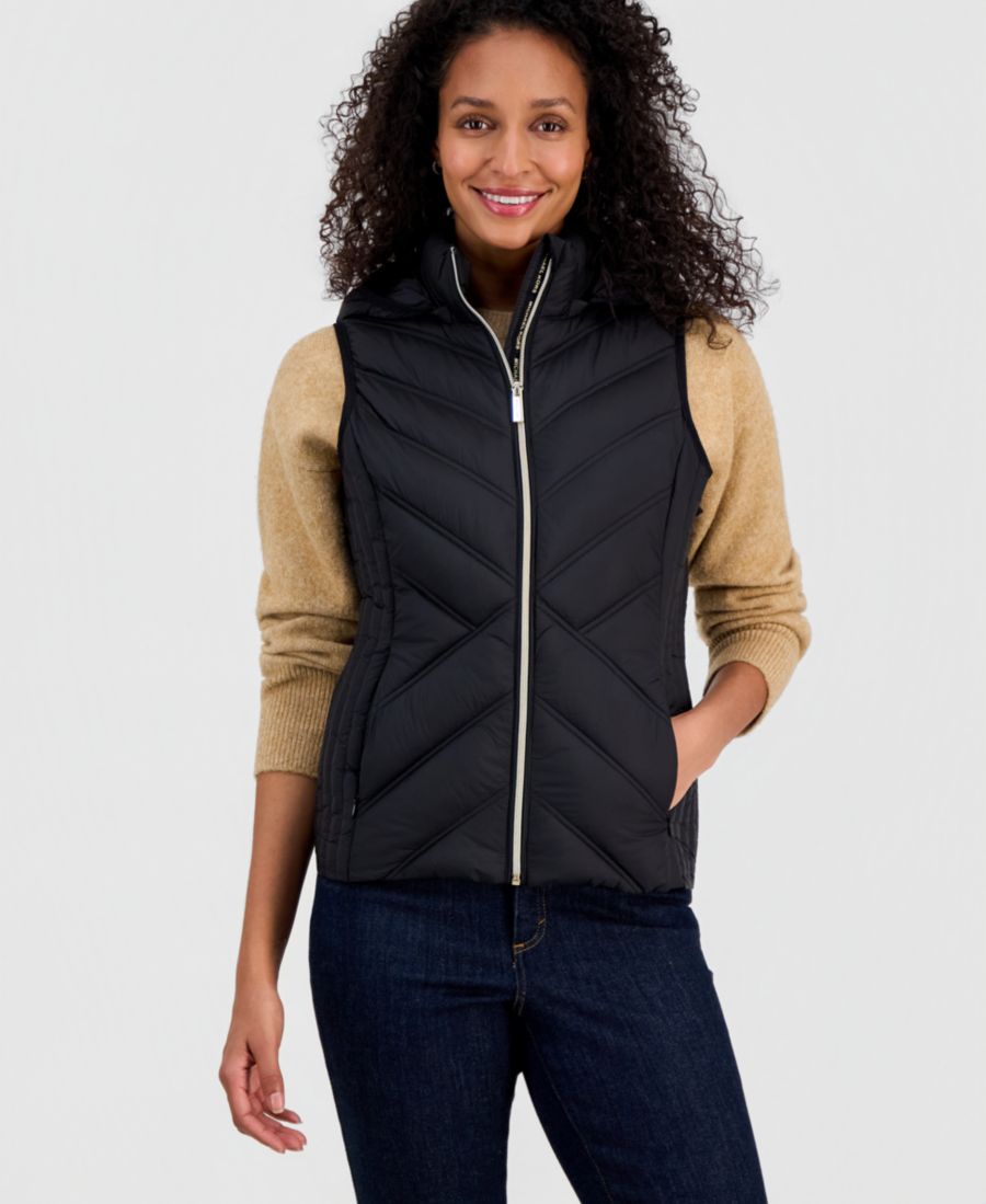 Женский пуховый жилет с капюшоном Michael Kors, Black
Женский пуховый жилет с капюшоном Michael Kors, Black