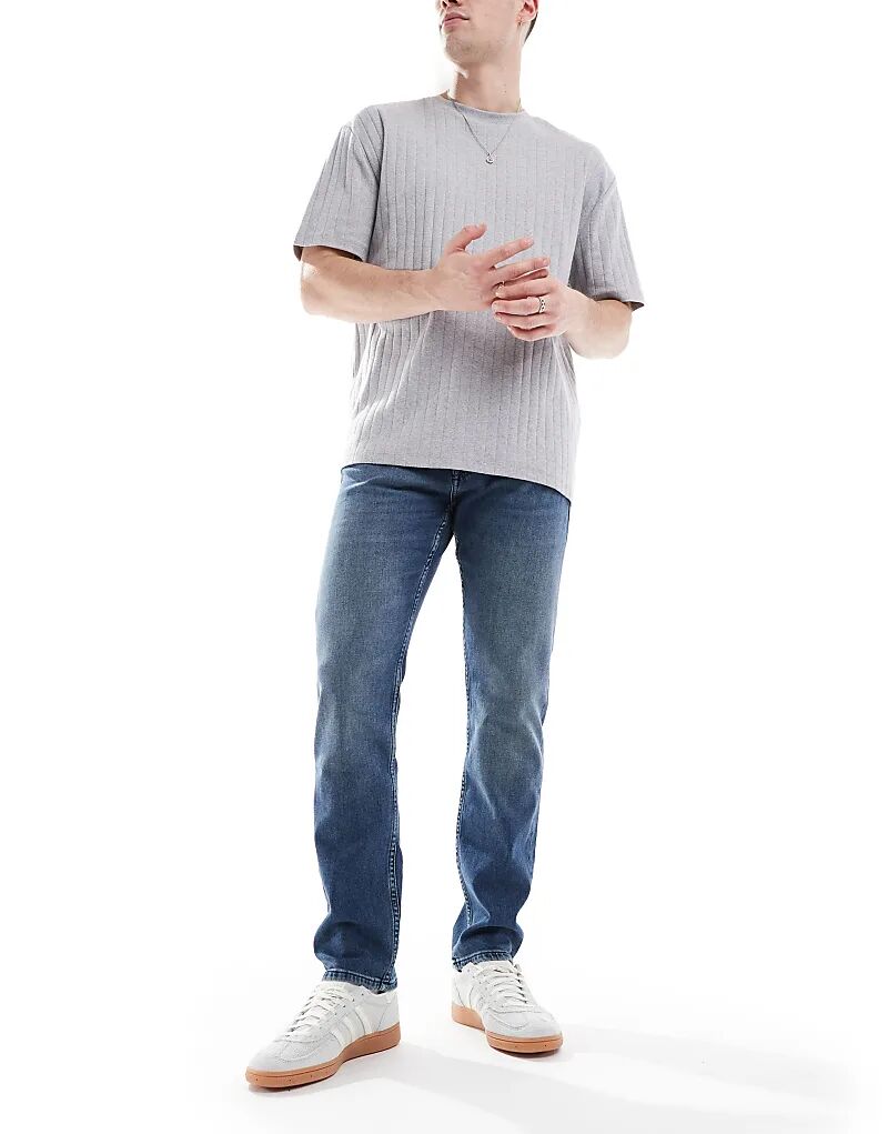 Джинсы BOSS Orange Slim Fit, средне-синего цвета
Джинсы BOSS Orange Slim Fit, средне-синего цвета