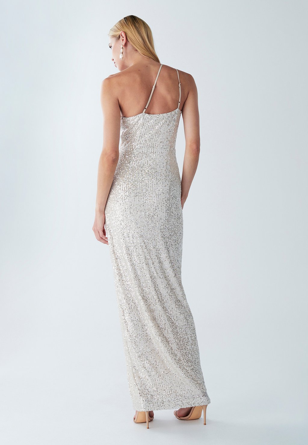 Одежда для особых случаев BWLDR, серебристый
Одежда для особых случаев BWLDR, серебристый