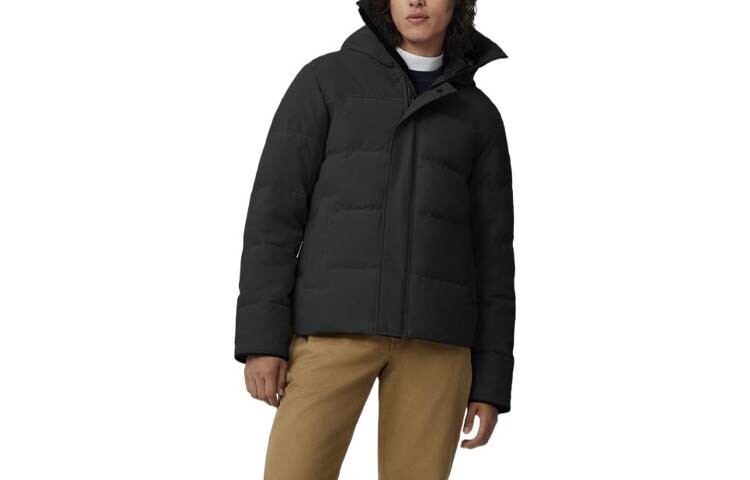 Мужской пуховик Canada Goose, черный
Мужской пуховик Canada Goose, черный