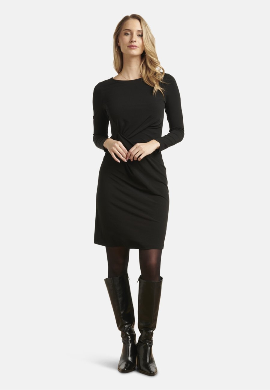 Платье Smashed Lemon Shift dress, Black
Платье Smashed Lemon Shift dress, Black