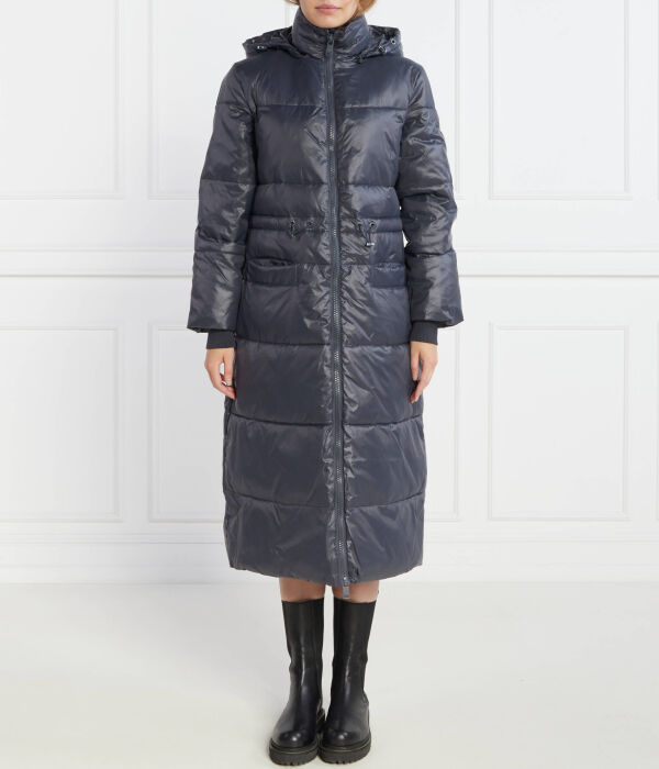 Куртка женская Armani Exchange длинная с капюшоном, черный
Куртка женская Armani Exchange длинная с капюшоном, черный