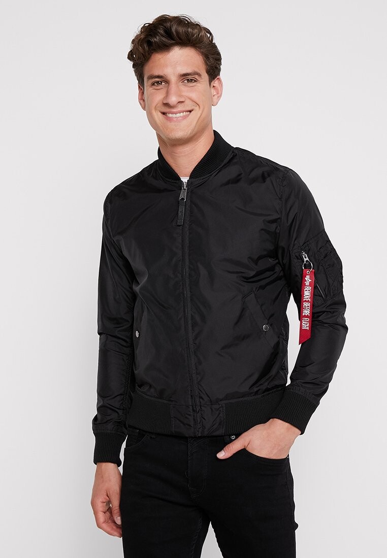 Ветровка Alpha Industries MA-1 TT, черный
Ветровка Alpha Industries MA-1 TT, черный