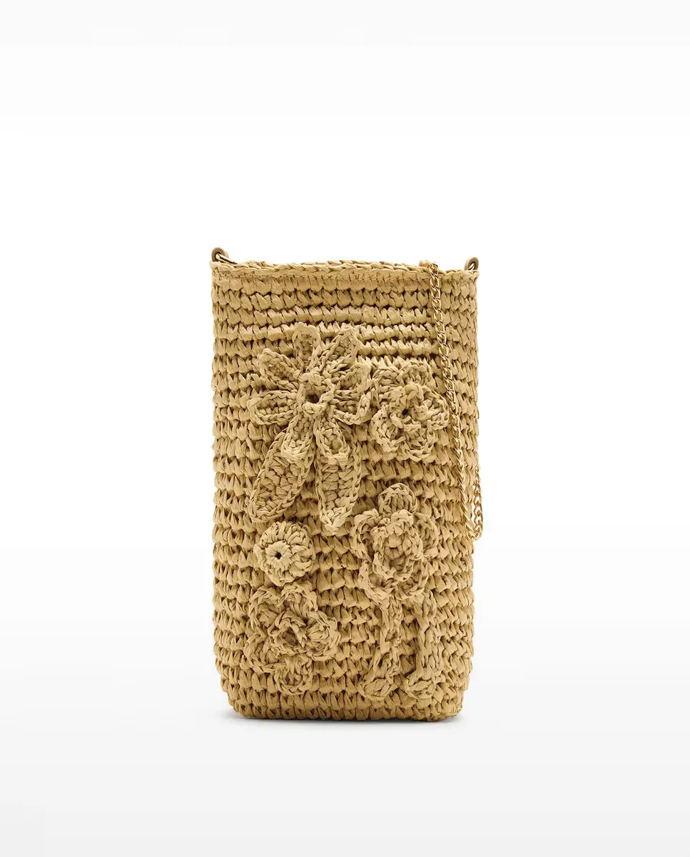 Сумка-трансформер для мобильного телефона с эффектом рафии, цветочными деталями и застежкой-молнией Parfois, бежевый 
Сумка-трансформер для мобильного телефона с эффектом рафии, цветочными деталями и застежкой-молнией Parfois, бежевый