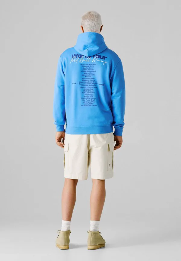 Худи с надписью «мировой тур» Red Bull Racing X Pepe Jeans, Ultra Blue, Красный, Худи с надписью «мировой тур» Red Bull Racing X Pepe Jeans, Ultra Blue
Худи с надписью «мировой тур» Red Bull Racing X Pepe Jeans, Ultra Blue, Красный, Худи с надписью «мировой тур» Red Bull Racing X Pepe Jeans, Ultra Blue