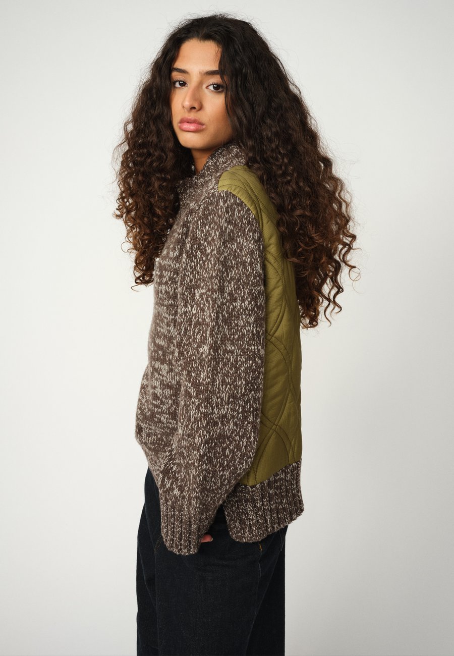 Джемпер HEYANNO GRACE QUILT, Demitasse/Brown
Джемпер HEYANNO GRACE QUILT, Demitasse/Brown