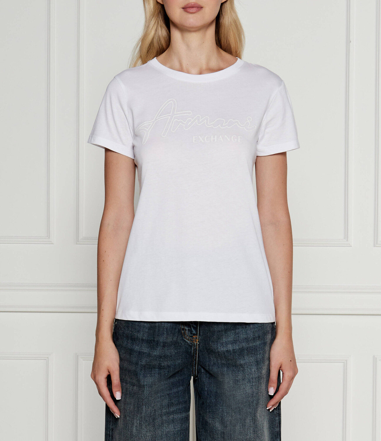 Футболка Armani Exchange Regular Fit, белый
Футболка Armani Exchange Regular Fit, белый