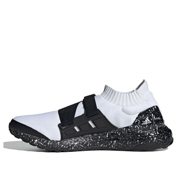 Кроссовки hyke x ultraboost aoh 001 Adidas, черный
Кроссовки hyke x ultraboost aoh 001 Adidas, черный