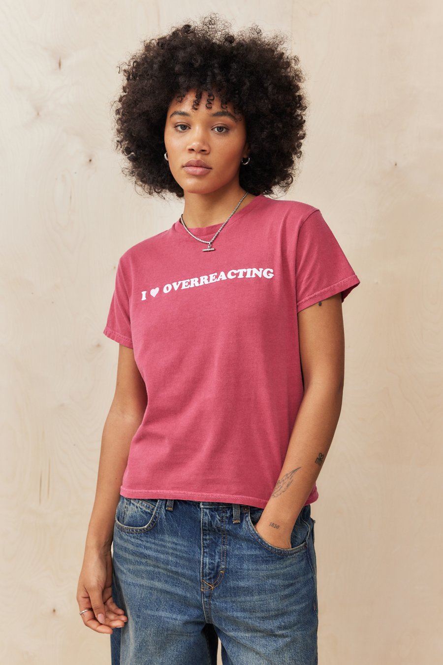 Футболка BDG Urban Outfitters I LOVE OVERREACTING RELAXED, Red
Футболка BDG Urban Outfitters I LOVE OVERREACTING RELAXED, Red