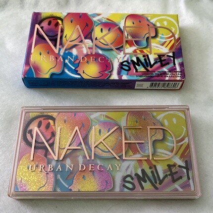 Мини-палитра теней для век X Smiley Naked Chill Happy — новая в коробке, Urban Decay 
Мини-палитра теней для век X Smiley Naked Chill Happy — новая в коробке, Urban Decay